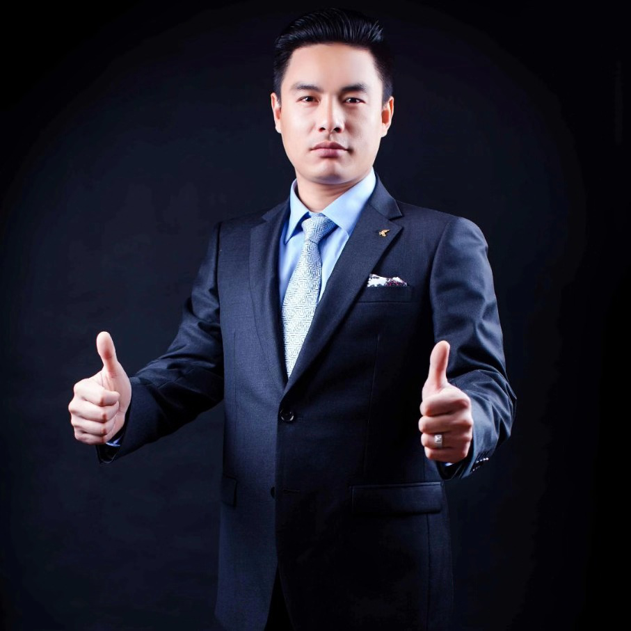 陳新 宏宇門窗總經(jīng)理丨企業(yè)家專訪：心有多大，舞臺(tái)就有多大